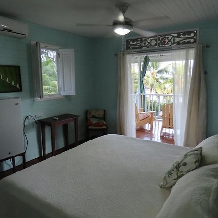 Sand Dollar Beach Bed & Breakfast Bocas del Toro Esterno foto