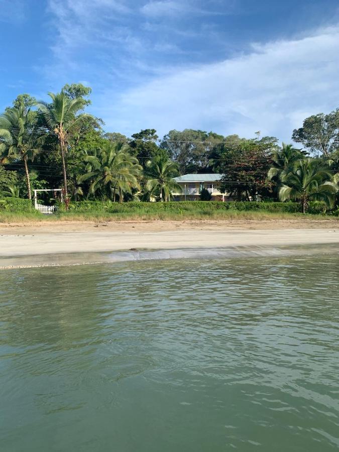 Sand Dollar Beach Bed & Breakfast Bocas del Toro Esterno foto