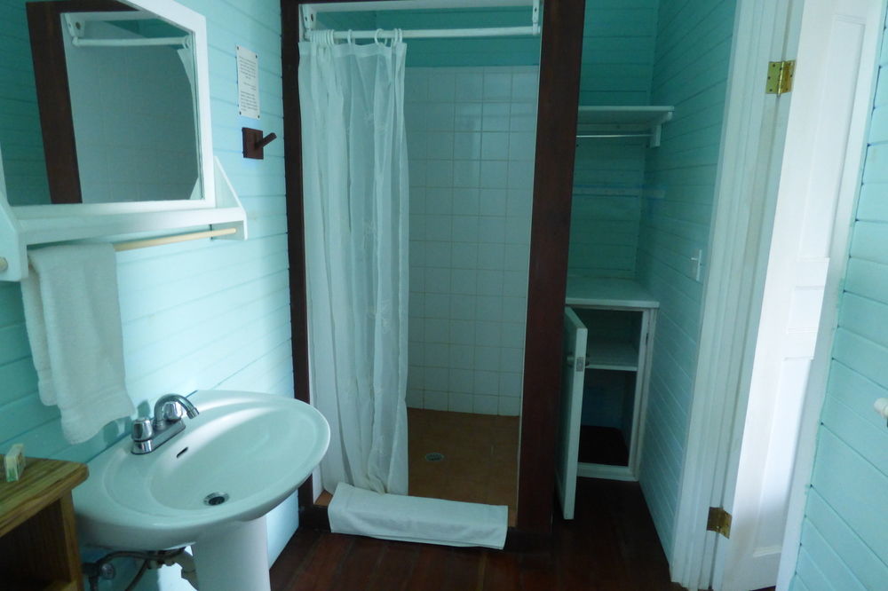 Sand Dollar Beach Bed & Breakfast Bocas del Toro Esterno foto